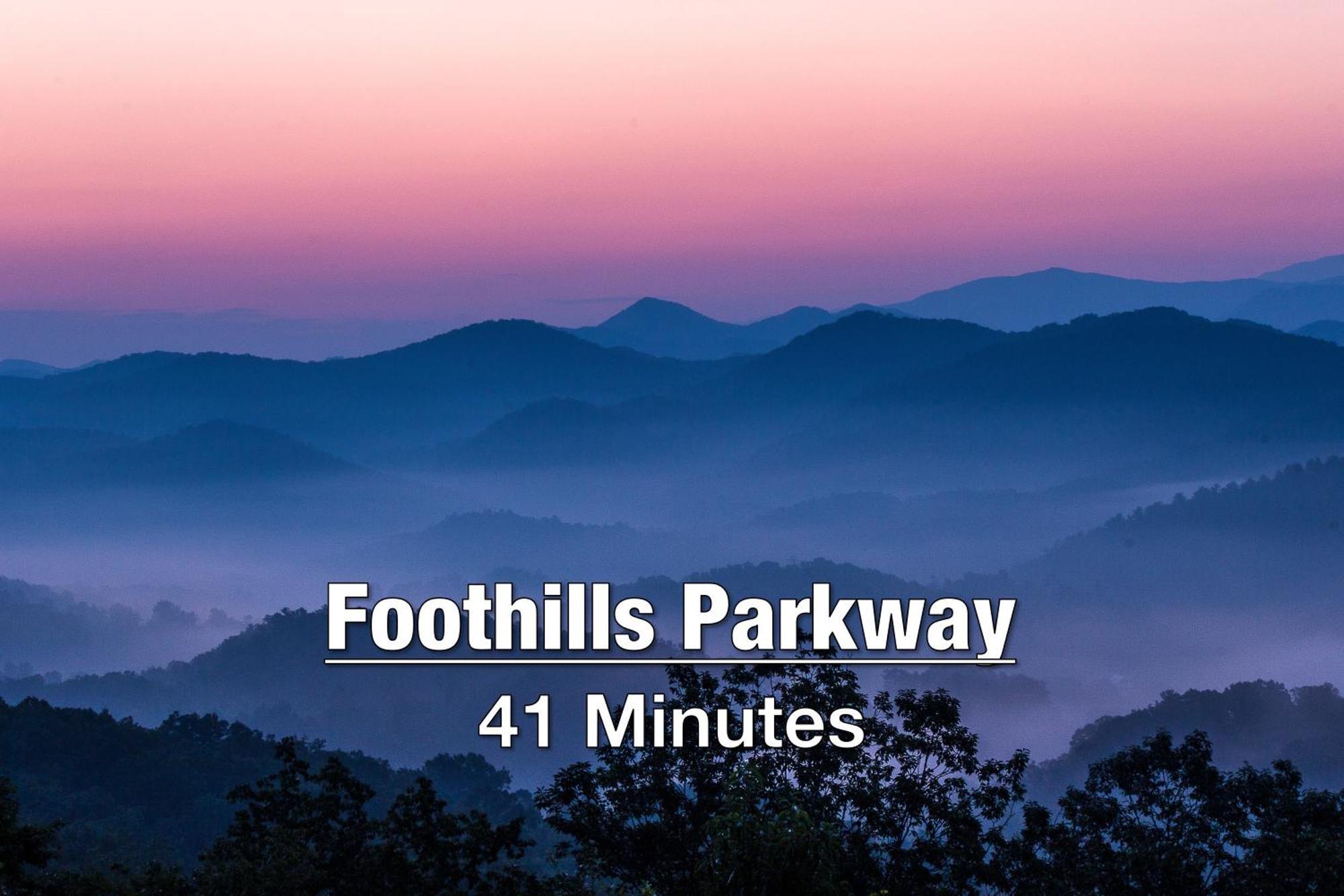 New Luxury Cabin With Stunning Mountainviews,Hottub, Firepit, Fireplace,2 Kingbeds, 2 Covereddecks,Bbqgrill, Shuffleboard And Pool Access セバービル エクステリア 写真