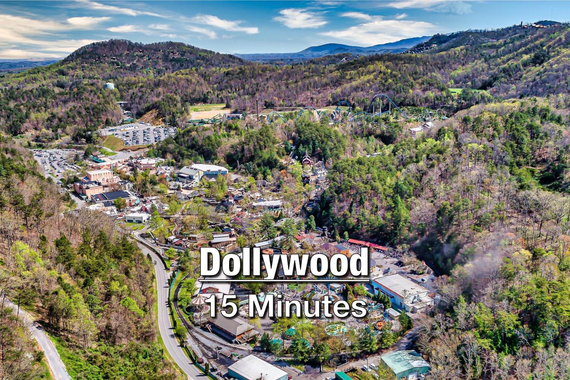 New Luxury Cabin With Stunning Mountainviews,Hottub, Firepit, Fireplace,2 Kingbeds, 2 Covereddecks,Bbqgrill, Shuffleboard And Pool Access セバービル エクステリア 写真